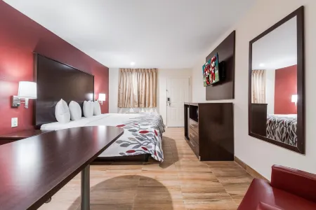 Red Roof Inn Houston - Spring North Отели рядом с достопримечательностью «Masjid Al Salam»