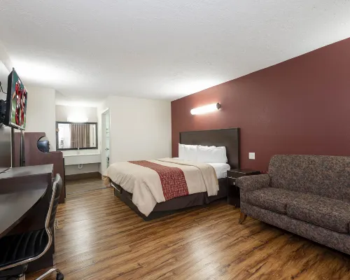Red Roof Inn Starkville - University Hotels in Oktibbeha County
