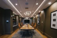 Hotel Indigo COLUMBUS AT RIVERFRONT PLACE by IHG - 3-Star