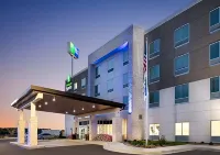 Holiday Inn Express Calhoun South Hotels in Gordon County