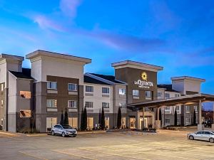 La Quinta Inn & Suites by Wyndham Fayetteville