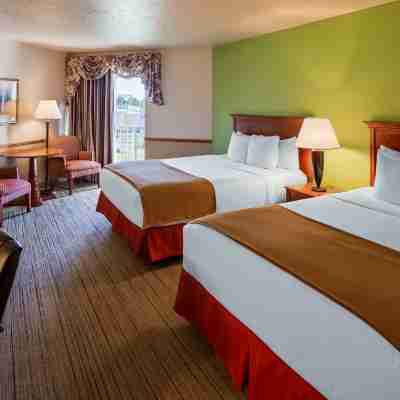 Apple Tree Inn, SureStay Collection by Best Western Rooms