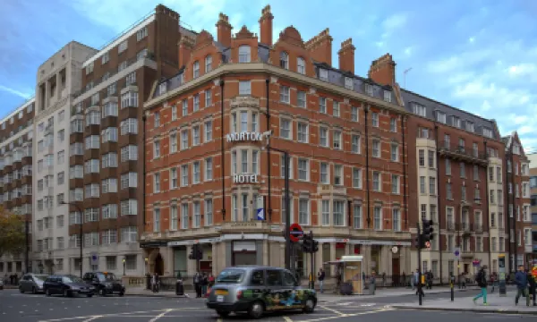 モートン  ホテル ラッセル・スクウェア周辺のホテル