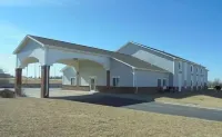 Herington Inn and Suites Hotels in 