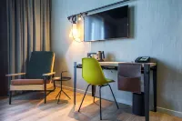 Park Inn by Radisson Brussels Airport Hotels near Haren Park