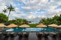 D'Nusa Beach Club and Resort فنادق في بالي