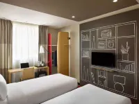 Ibis Jeddah City Center Hotels near King Saud Mosque