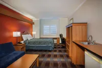 Days Inn & Suites by Wyndham Antioch Hotels in Antioch