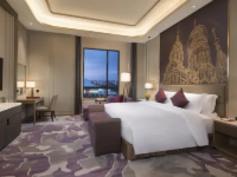 ハルビン松北融創クラウンプラザホテル ハルビンのホテル