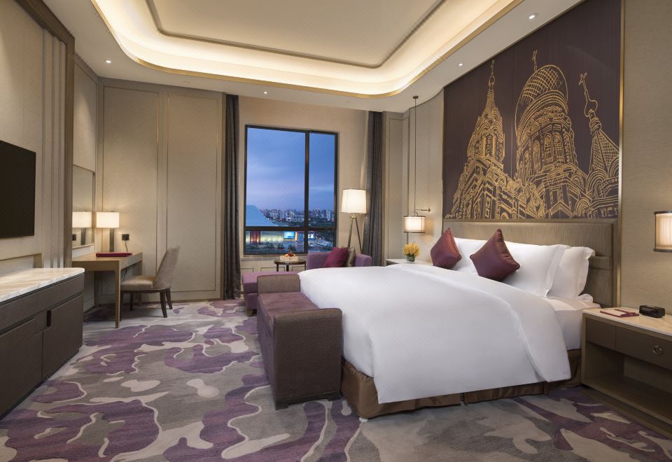 룽촹 크라운 플라자 호텔 로비