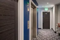 Cavern Quarter Apts - 31 North John St