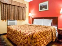 Rodeway Inn Hotels near Pershing Field