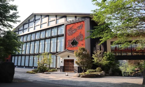 Okuhita Onsen Umehibiki