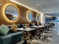 Sercotel Caspe Hotels near Ciutadella Park