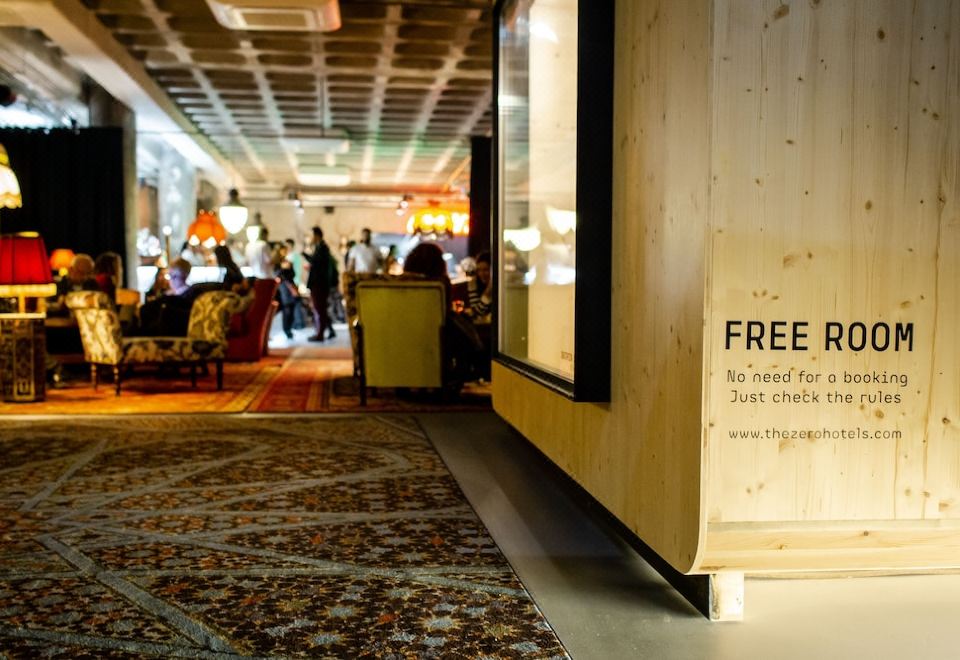 제로 박스 로지 루프탑 테라스 이미지