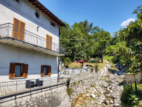 Il Castello Hotels in Sorico