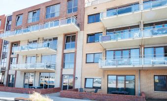 BizStay Harbour I Scheveningen Apartments
