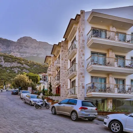 Arnna Hotel