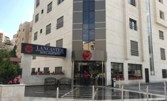 Lancaster Hotel Apartments-Gardens