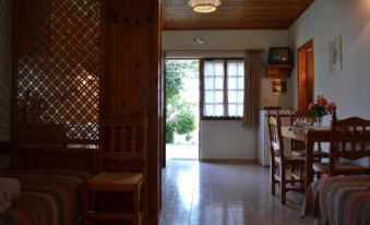Suitetrails - Dimitras House