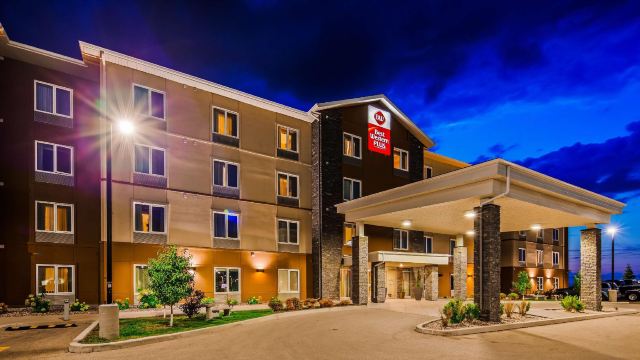 Best Western Plus Winnipeg West Hotels in Winnipeg