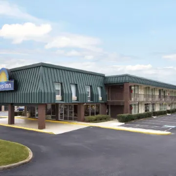 Days Inn by Wyndham Seneca / Clemson Area