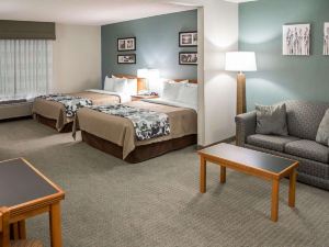 Sleep Inn and Suites Davenport