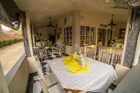 Grey Manor Guesthouse - breakfast