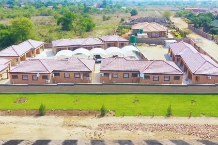 Kulani Country Lodge Отели рядом с достопримечательностью «Masingita Mall»