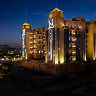 Warwick Al Khobar Отели рядом с достопримечательностью «Набережная Эль-Хубара»