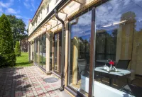 Hotel Best with Free Parking Hotels in Mārupes novads