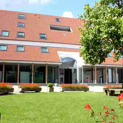 Relais de L'Empereur Hotel Exterior
