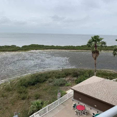 Blue Bay Inn and Suites