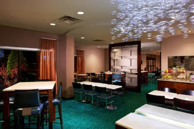 SpringHill Suites by Marriott Newark International Airport Отели рядом с достопримечательностью «Технологический институт Нью-Джерси»