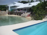 The Lighthouse Resort - Pool