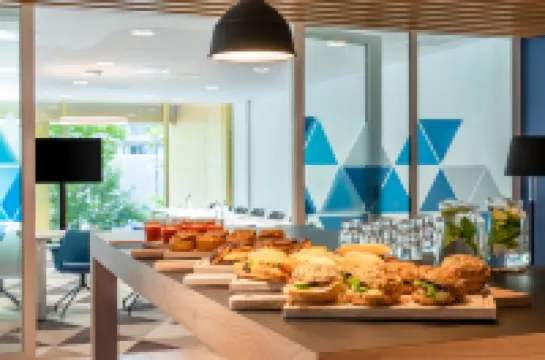 Holiday Inn Express AMSTERDAM - NORTH RIVERSIDE by IHG