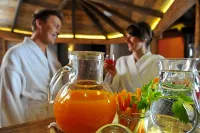 La Madonnina Del Gran Paradiso Wellness Hotel - parking