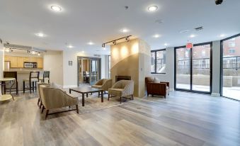 Sensational 1 Bedroom Condo at Ballston Place with Gym