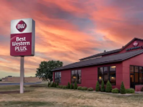 Best Western Plus Chelsea Hotel Hotels in Wright County