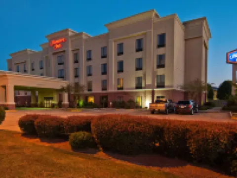 Hampton Inn Canton Hoteles en Canton