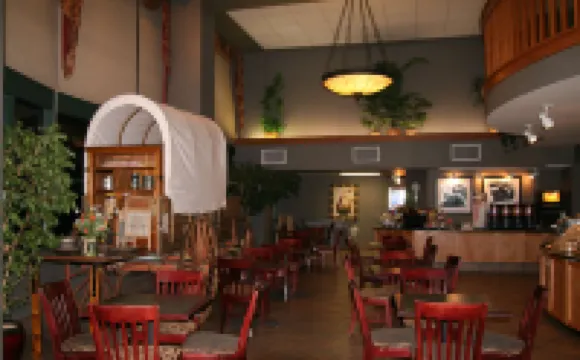 希爾頓歡朋套房飯店-費拉格爾斯塔夫