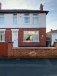 Busy Bee - Guest House - Self Service Hotels in Leigh