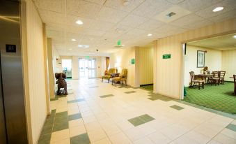 Greystone Inn & Suites
