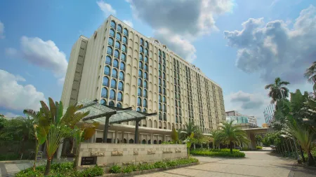 InterContinental Hotels Dhaka Отели рядом с достопримечательностью «Даккский университет»