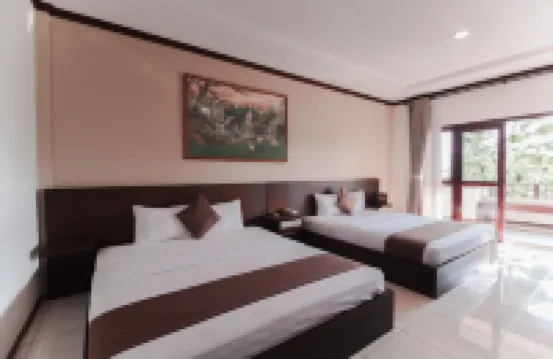 Surya Kencana Seaside Hotel