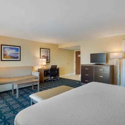 Best Western Plus Ocean City Hotels near Advanced Marina