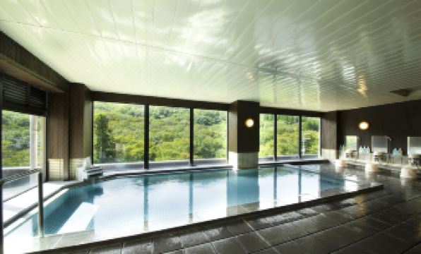 2. 료칸 사쿠나미 ..