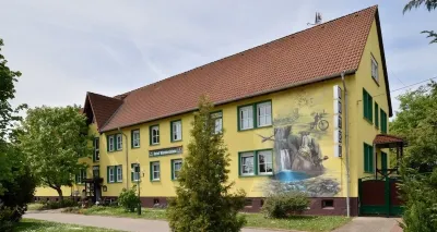 Hotel Wandersleben - Erfurt Hotel in zona Burg Gleichen