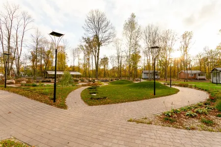 Millwood Hotel Отели в г. Брянский район