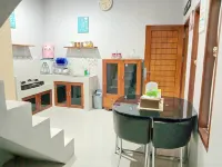 Guesthouse - Lubna Homestay Hotels in Cilimus